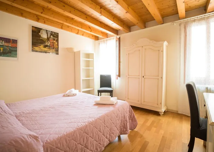 Ca' Dei Fuseri Homestay Venice